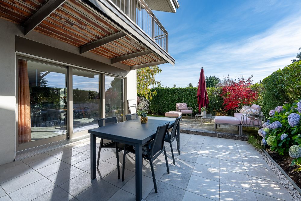 Chavannes-des-Bois | Belle maison d'angle