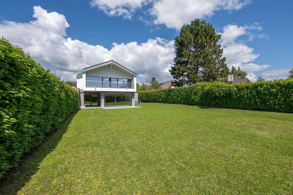 Commugny | Villa contemporaine en Terre Sainte