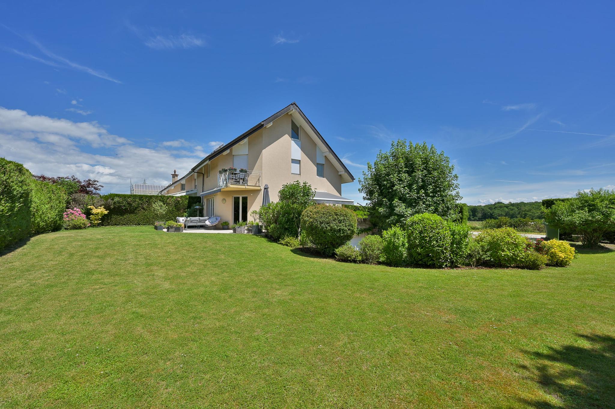 Bogis-Bossey | Villa jumelle au calme en Terre Sainte