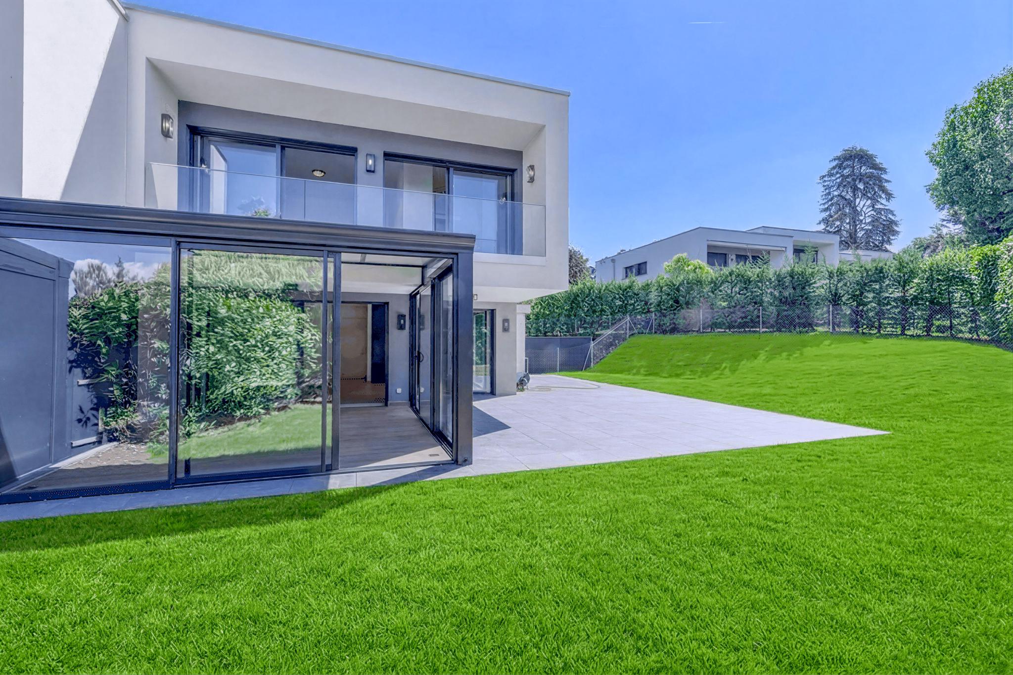 Anières｜Magnifique villa moderne proche du lac